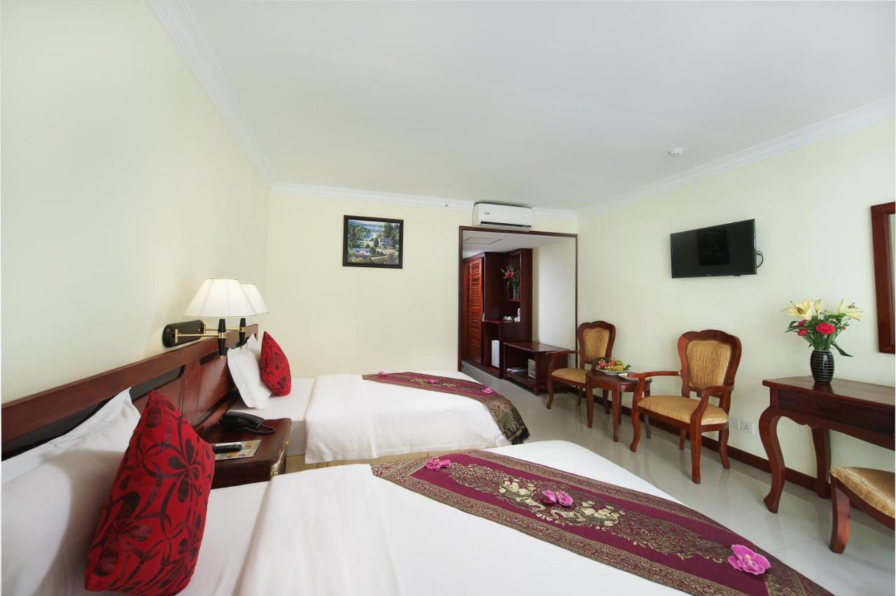 Smiling Hotel Siem Reap Bagian luar foto